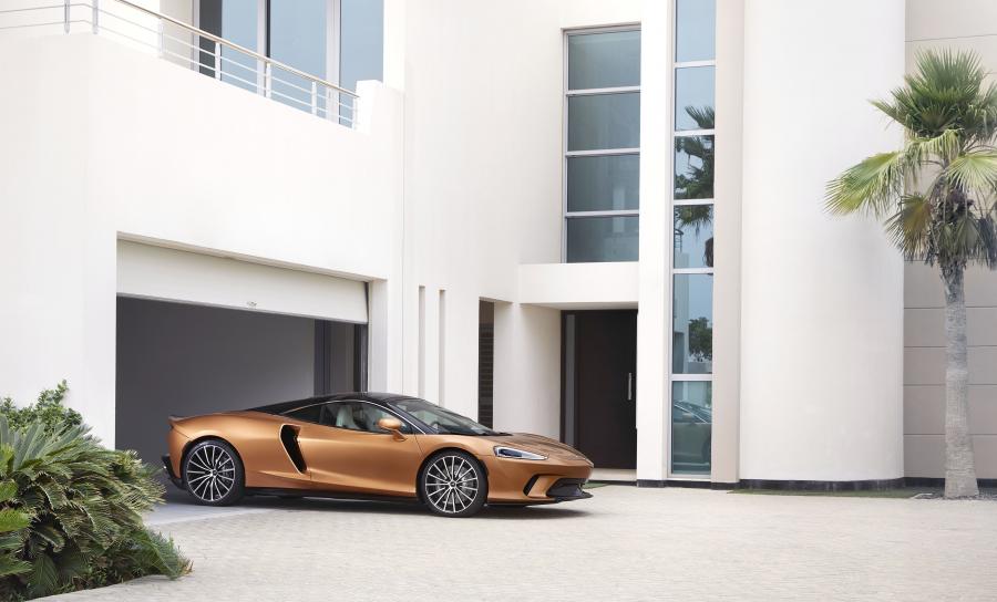  McLaren GT 2019 года  (фото 40 из 44)